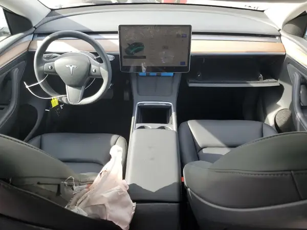 7SAYGDEE7PF749256 2023 TESLA MODEL Y - Image 8