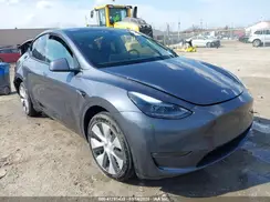 7SAYGDEE7PF755980 2023 TESLA MODEL Y