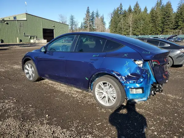 7SAYGDEE7PF760001 2023 TESLA MODEL Y - Image 2