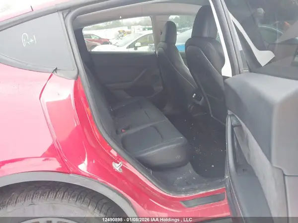 7SAYGDEE7PF779230 2023 TESLA MODEL Y - Image 8