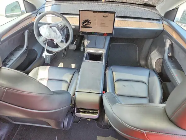7SAYGDEE7PF781348 2023 TESLA MODEL Y - Image 8