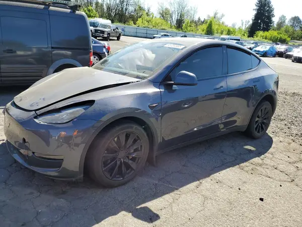 7SAYGDEE7PF781902 2023 TESLA MODEL Y - Image 1