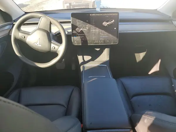 7SAYGDEE7PF791930 2023 TESLA MODEL Y - Image 8