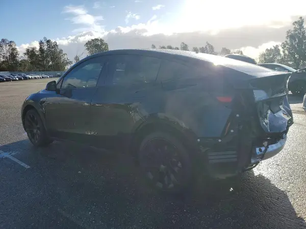 7SAYGDEE7PF796738 2023 TESLA MODEL Y - Image 2