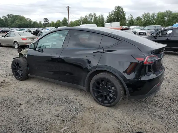 7SAYGDEE7PF803428 2023 TESLA MODEL Y - Image 2