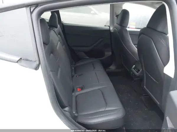 7SAYGDEE7PF805518 2023 TESLA MODEL Y - Image 8