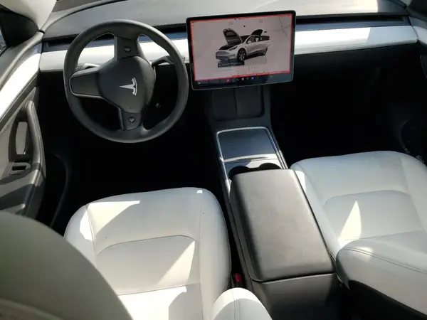 7SAYGDEE7PF811268 2023 TESLA MODEL Y - Image 8