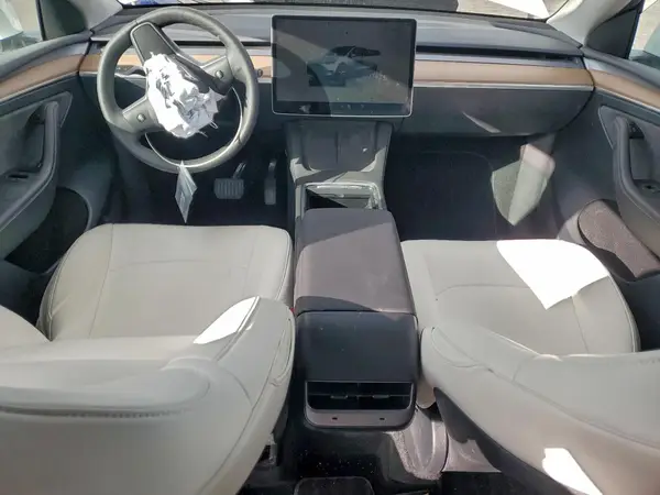7SAYGDEE7PF814686 2023 TESLA MODEL Y - Image 8