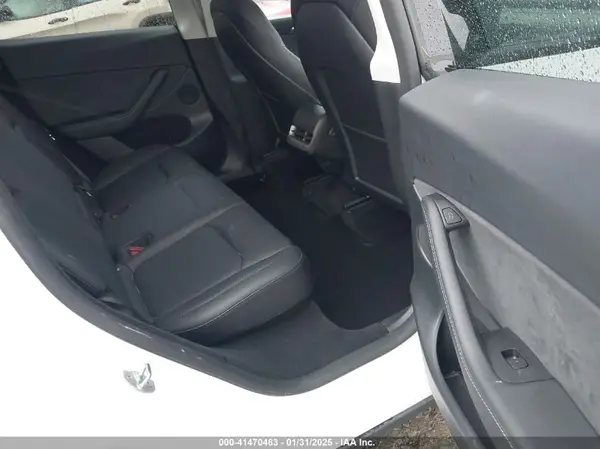7SAYGDEE7PF825106 2023 TESLA MODEL Y - Image 8