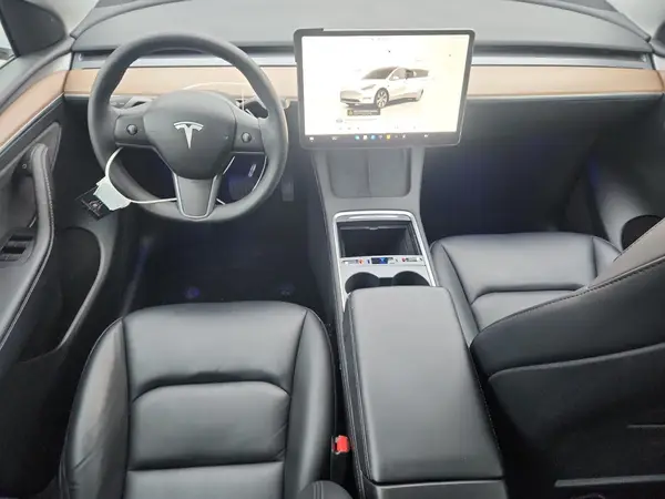 7SAYGDEE7PF826790 2023 TESLA MODEL Y - Image 8
