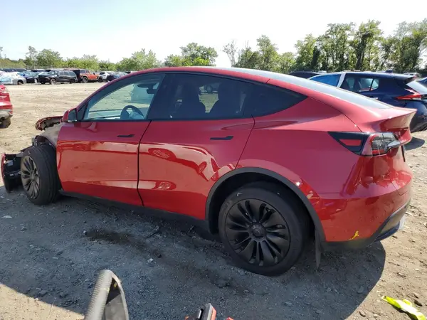 7SAYGDEE7PF829253 2023 TESLA MODEL Y - Image 2