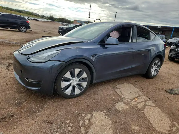 7SAYGDEE7PF839765 2023 TESLA MODEL Y - Image 1