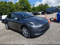 7SAYGDEE7PF852693 2023 TESLA MODEL Y