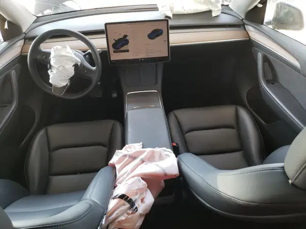7SAYGDEE7PF858087 2023 TESLA MODEL Y - Image 8