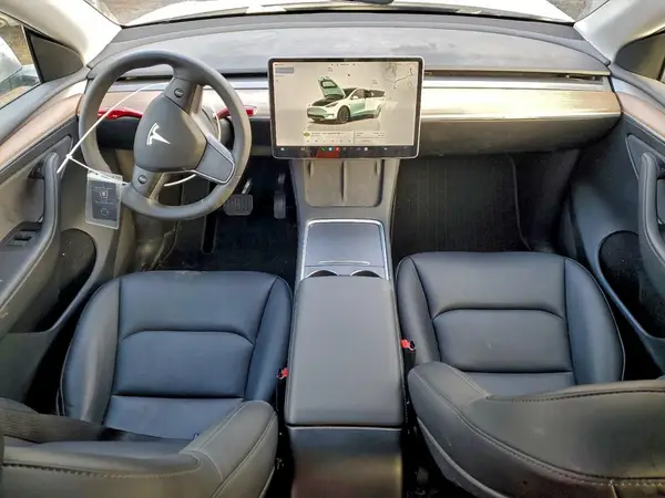 7SAYGDEE7PF859899 2023 TESLA MODEL Y - Image 8