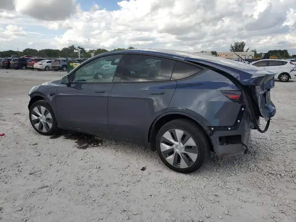 7SAYGDEE7PF862611 2023 TESLA MODEL Y - Image 2