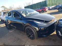 7SAYGDEE7PF882745 2023 TESLA MODEL Y