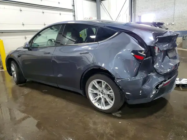 7SAYGDEE7PF891154 2023 TESLA MODEL Y - Image 2
