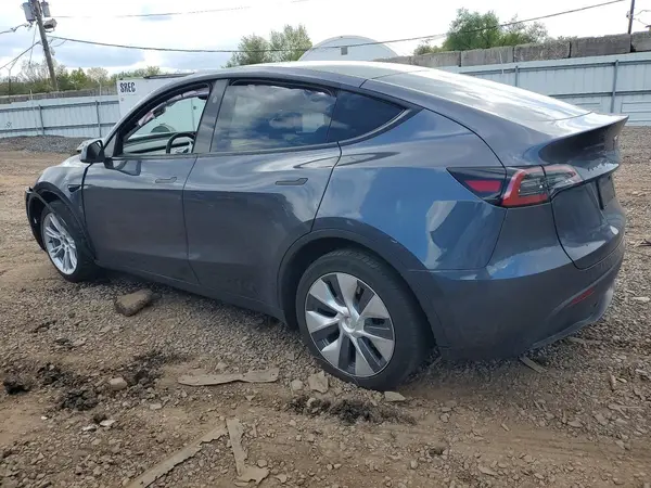7SAYGDEE7PF892031 2023 TESLA MODEL Y - Image 2