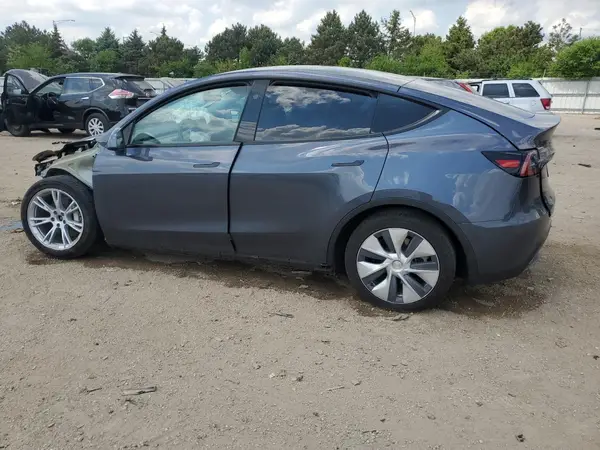 7SAYGDEE7PF893020 2023 TESLA MODEL Y - Image 2