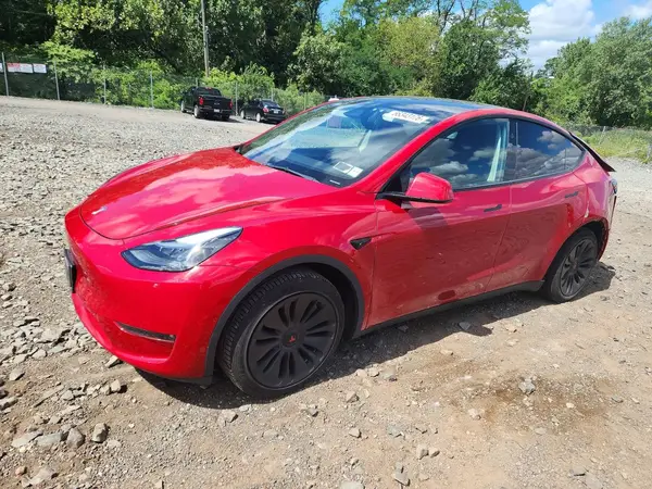 7SAYGDEE7PF893972 2023 TESLA MODEL Y - Image 1