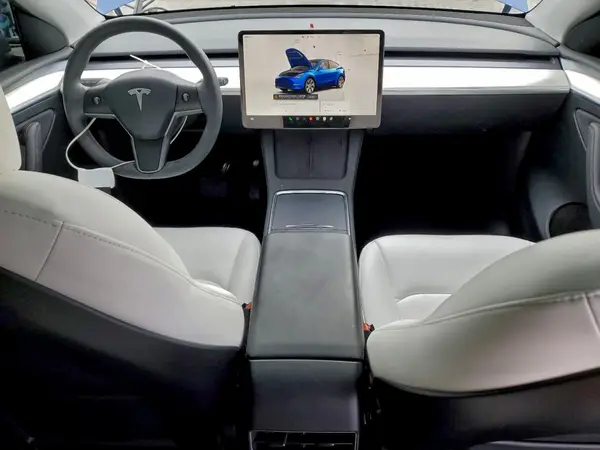 7SAYGDEE7PF899660 2023 TESLA MODEL Y - Image 8