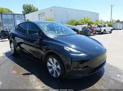 7SAYGDEE7PF920121 2023 TESLA MODEL Y