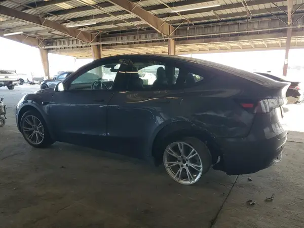 7SAYGDEE7PF928140 2023 TESLA MODEL Y - Image 2