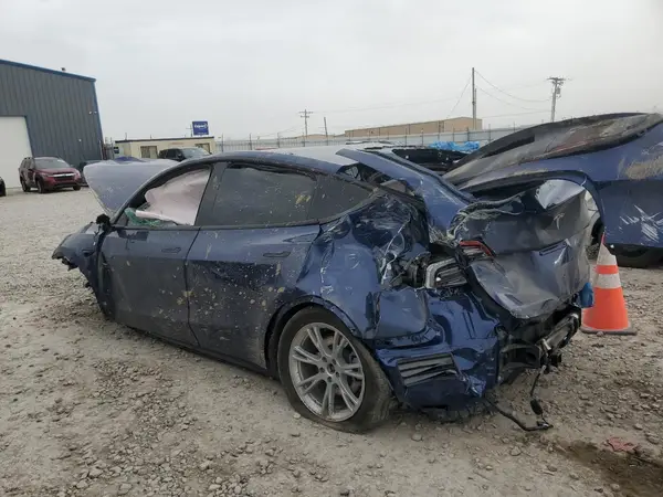 7SAYGDEE7PF946573 2023 TESLA MODEL Y - Image 2