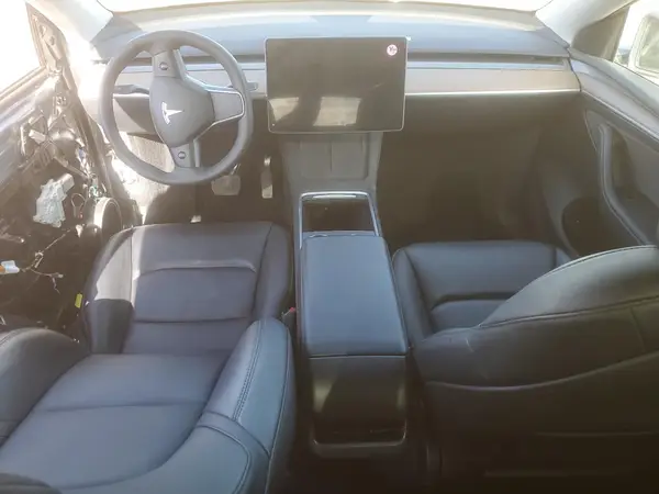 7SAYGDEE7PF965446 2023 TESLA MODEL Y - Image 8