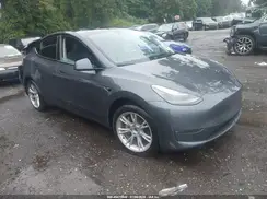 7SAYGDEE7PF979654 2023 TESLA MODEL Y