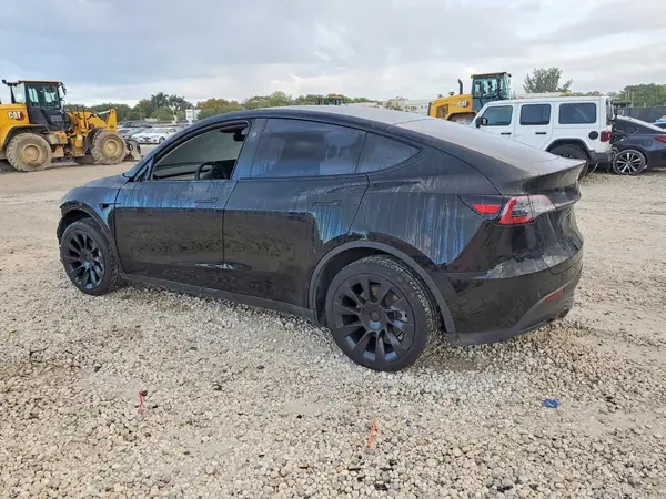 7SAYGDEE7RA214671 2024 TESLA MODEL Y - Image 2