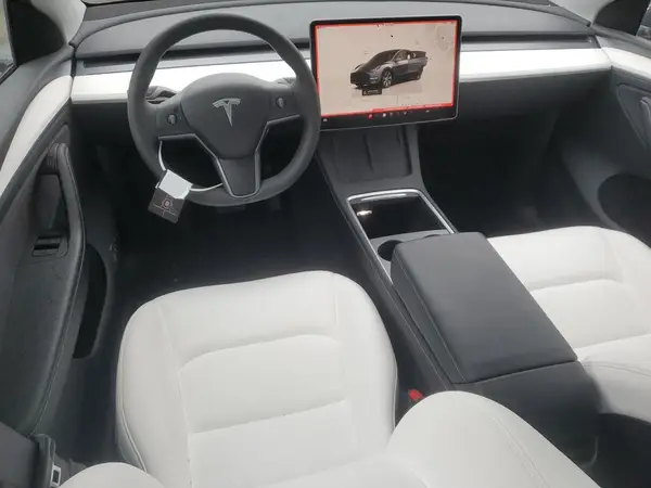 7SAYGDEE7RA214721 2024 TESLA MODEL Y - Image 8