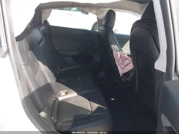 7SAYGDEE7RA215190 2024 TESLA MODEL Y - Image 8