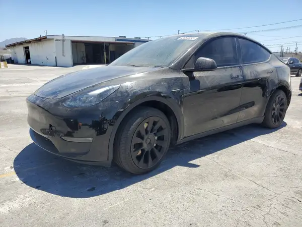 7SAYGDEE7RA215576 2024 TESLA MODEL Y - Image 1
