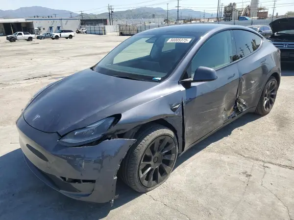 7SAYGDEE7RA216985 2024 TESLA MODEL Y - Image 1