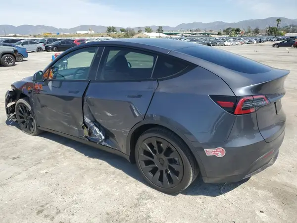 7SAYGDEE7RA216985 2024 TESLA MODEL Y - Image 2
