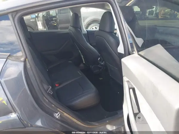 7SAYGDEE7RA217635 2024 TESLA MODEL Y - Image 8