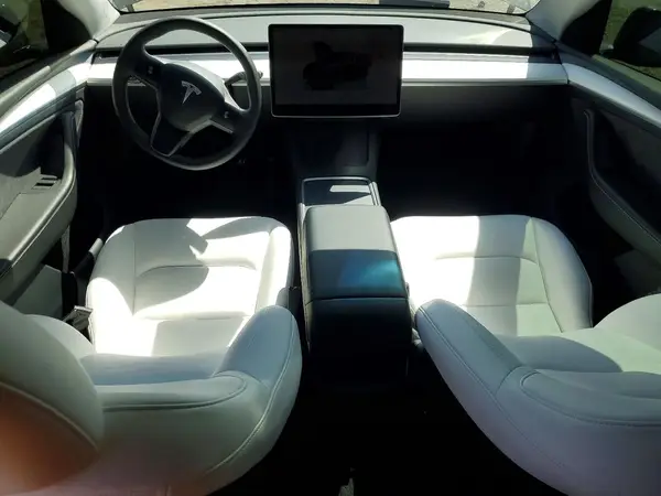 7SAYGDEE7RA220227 2024 TESLA MODEL Y - Image 8