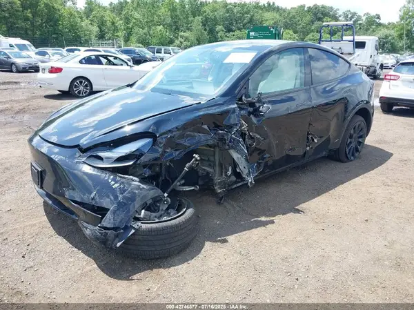 7SAYGDEE7RA220292 2024 TESLA MODEL Y - Image 2