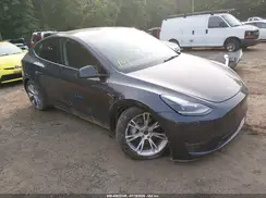 7SAYGDEE7RA221152 2024 TESLA MODEL Y