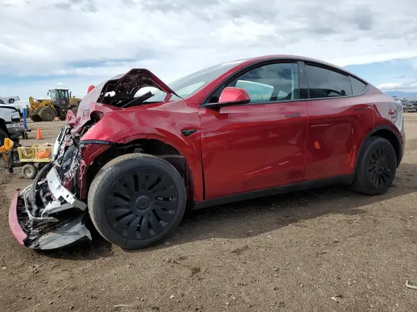 7SAYGDEE7RA224102 2024 TESLA MODEL Y - Image 1