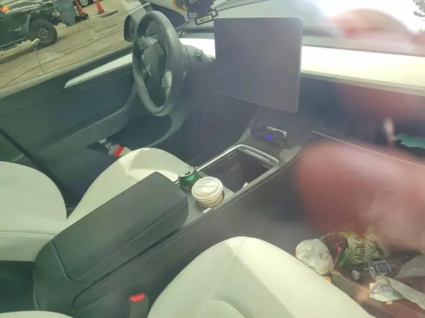 7SAYGDEE7RA227968 2024 TESLA MODEL Y - Image 8