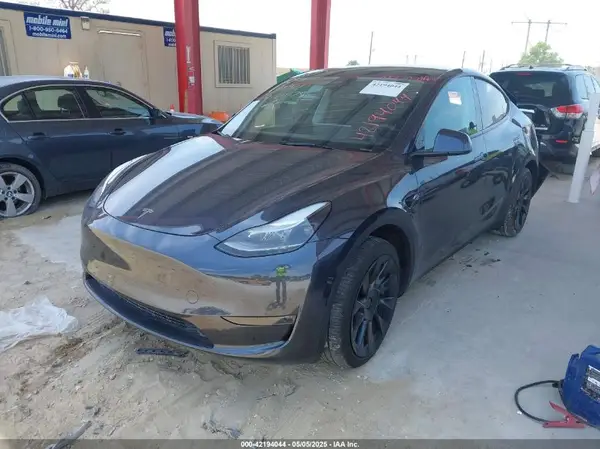 7SAYGDEE7RA229591 2024 TESLA MODEL Y - Image 2
