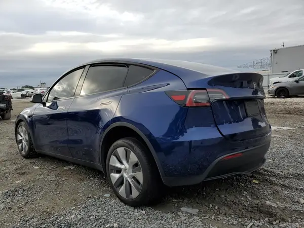 7SAYGDEE7RA232975 2024 TESLA MODEL Y - Image 2
