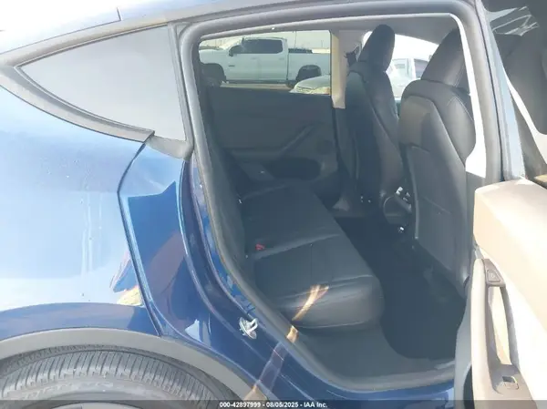 7SAYGDEE7RA239148 2024 TESLA MODEL Y - Image 8