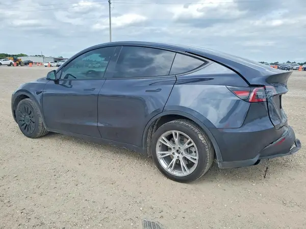 7SAYGDEE7RA241191 2024 TESLA MODEL Y - Image 2