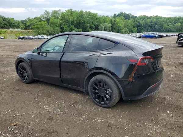 7SAYGDEE7RA243958 2024 TESLA MODEL Y - Image 2