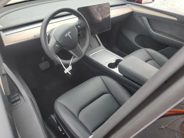 7SAYGDEE7RA246097 2024 TESLA MODEL Y - Image 8