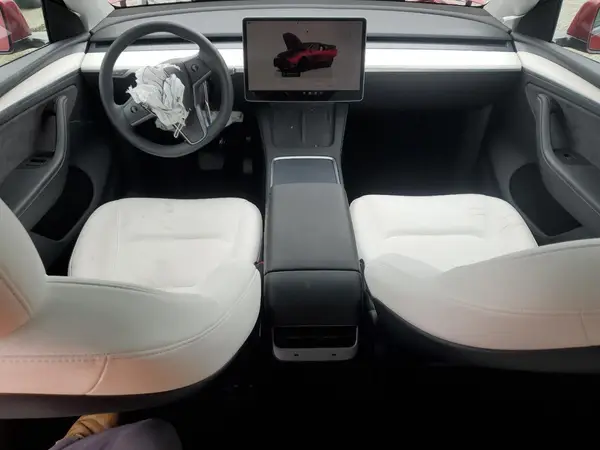 7SAYGDEE7RA252756 2024 TESLA MODEL Y - Image 8